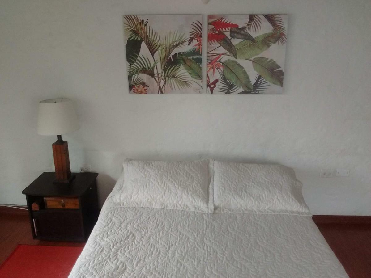 Casa Turistica Camitas Inn ボゴタ エクステリア 写真