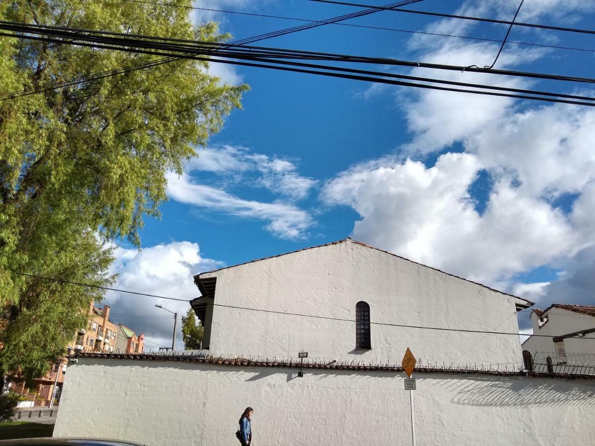 Casa Turistica Camitas Inn ボゴタ エクステリア 写真